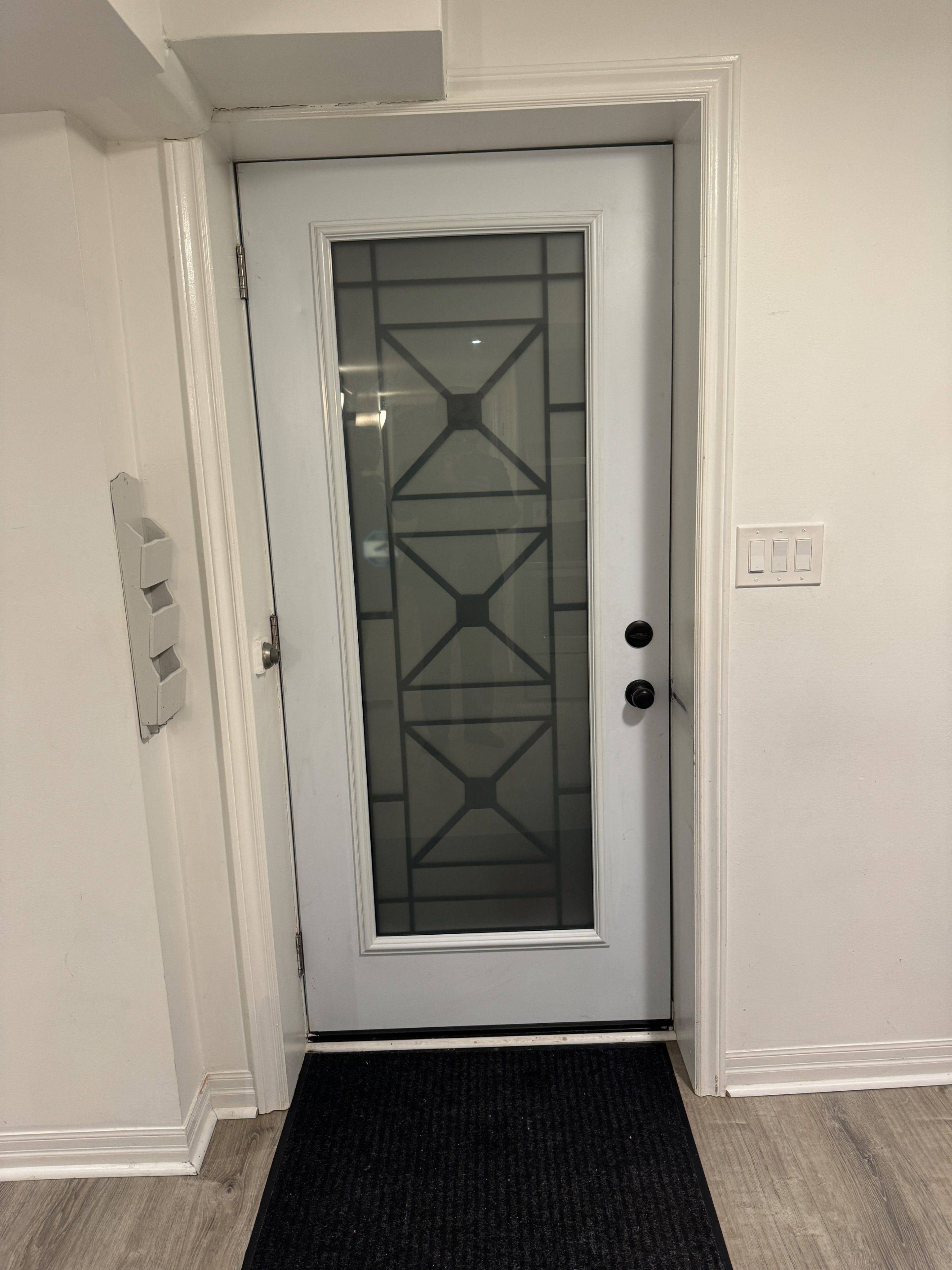 Brampton, ON L6Y 4W5,124 DAFFODIL PL