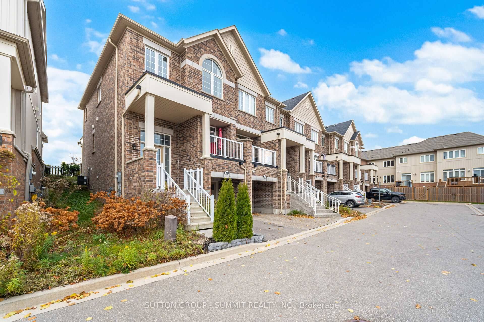 Orangeville, ON L9W 6X3,172 Parkinson CRES #20