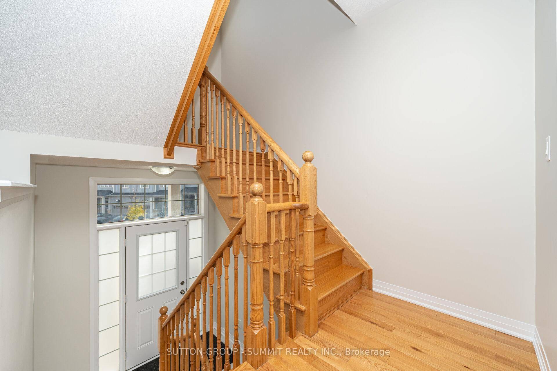 Orangeville, ON L9W 6X3,172 Parkinson CRES #20