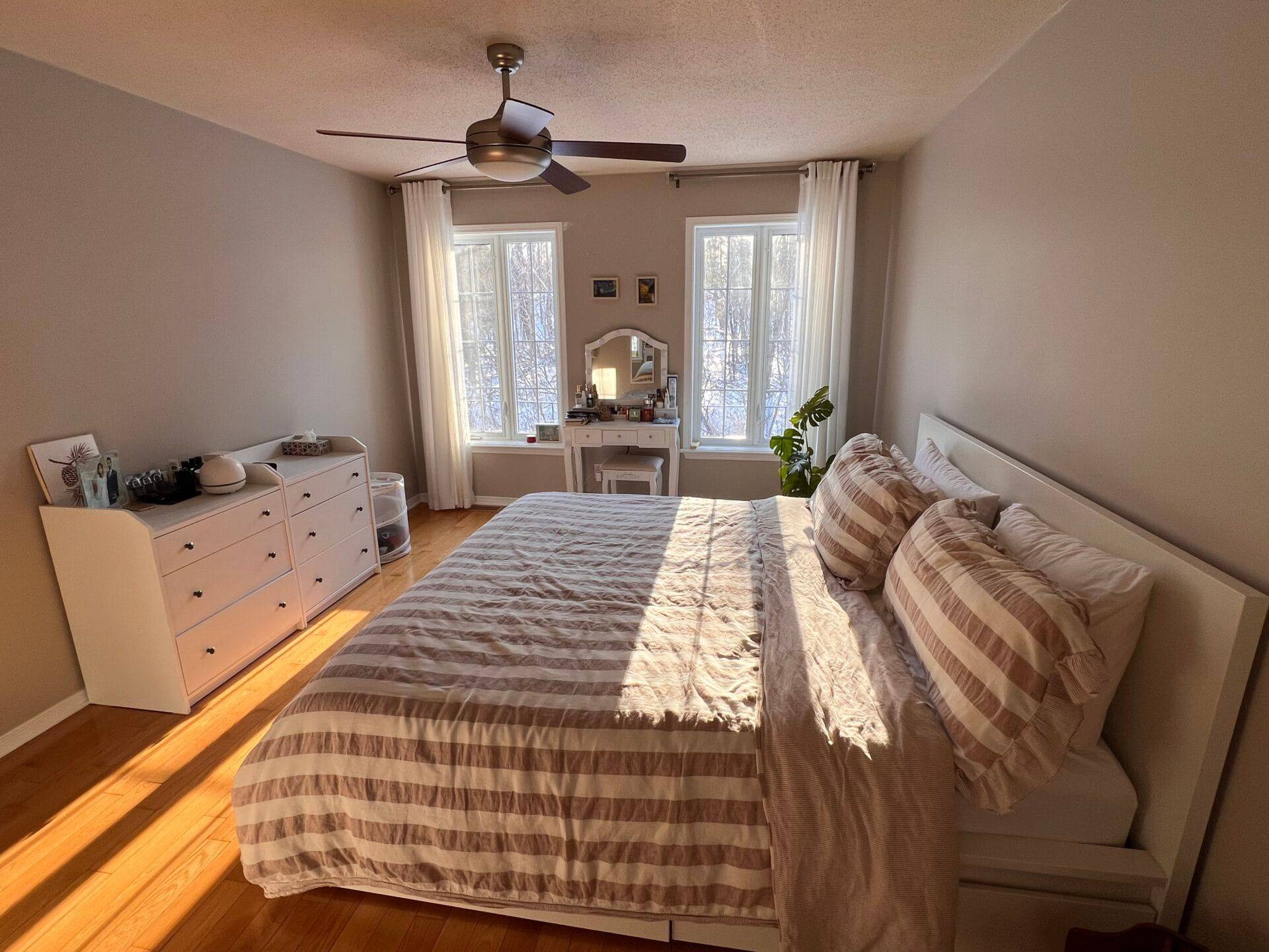 Blossom Park - Airport And Area, ON K1T 4C5,127 Gladeview Private