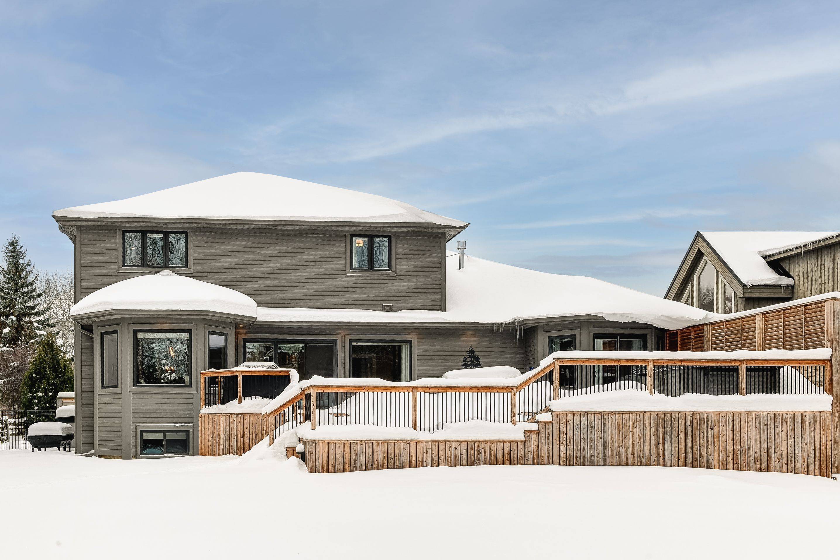 Blue Mountains, ON L9Y 0S8,113 Aspen WAY