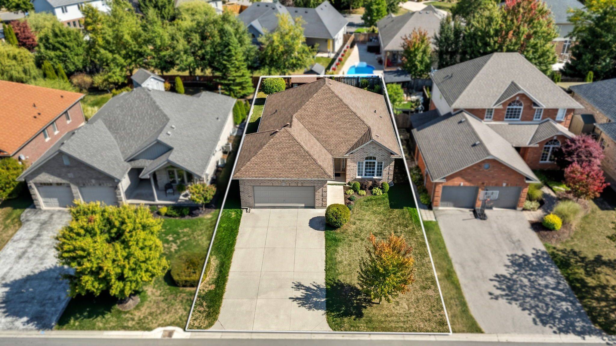 Middlesex Centre, ON N0M 2A0,86 Calvert LN