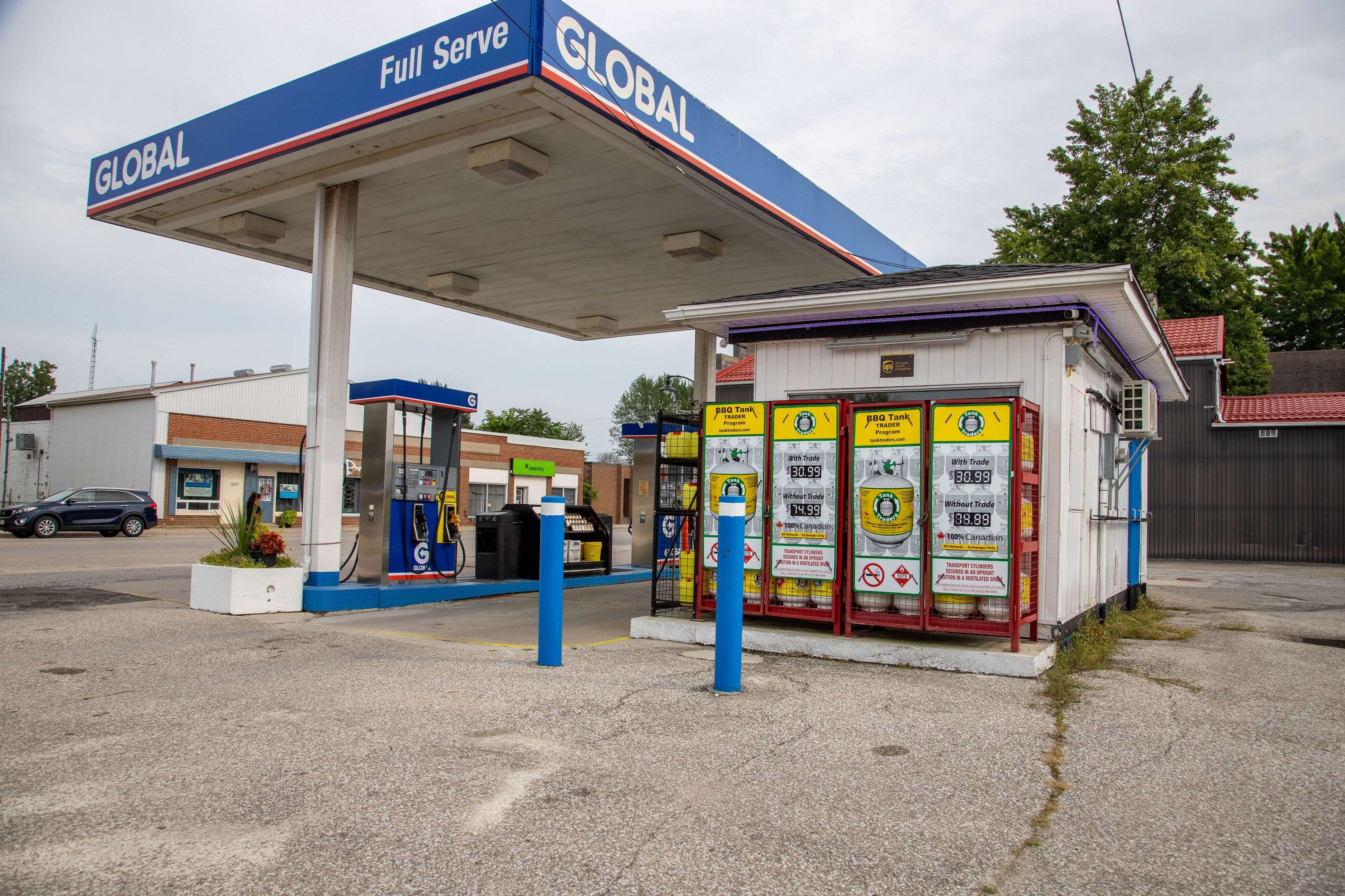 Chatham-kent, ON N0P 1M0,308 St. George ST