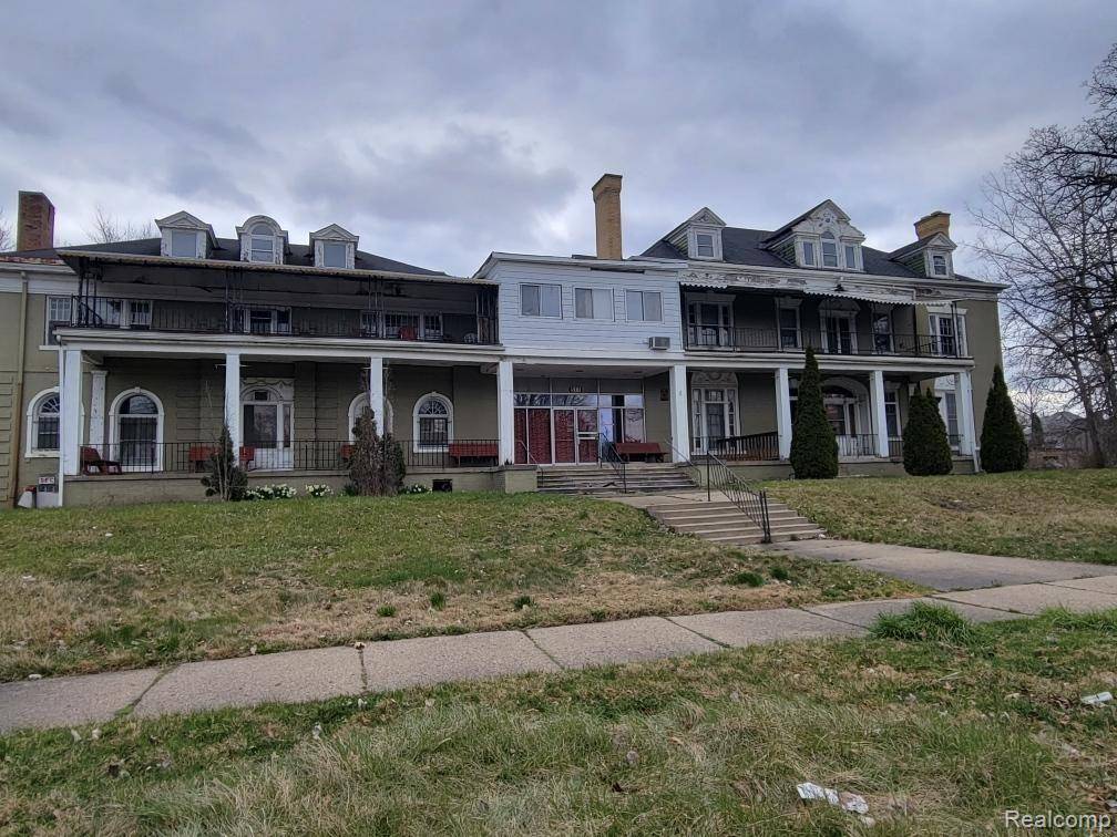 Detroit, MI 48207,505 E GRAND BLVD
