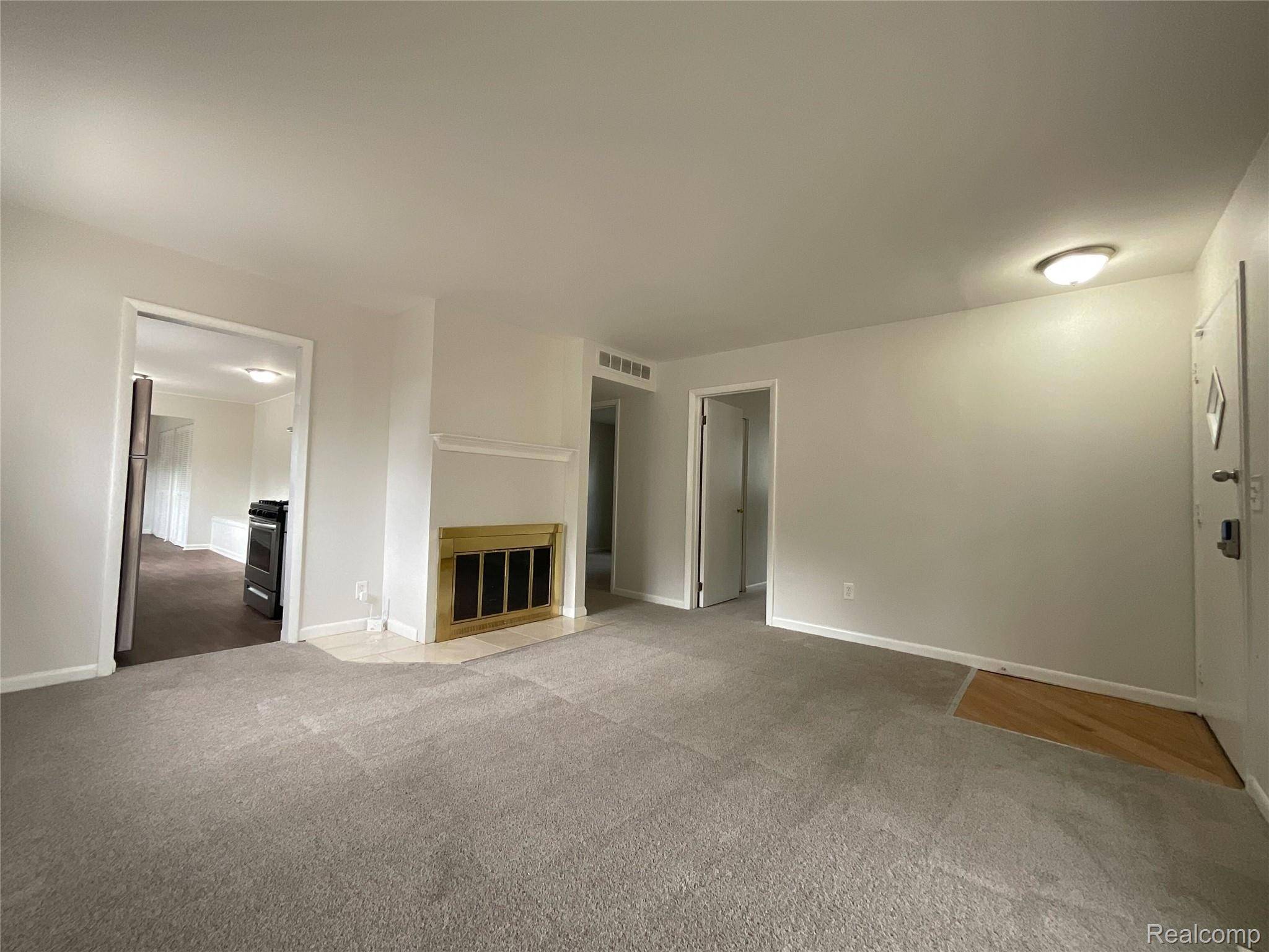 Madison Heights, MI 48071,305 W HUDSON AVE