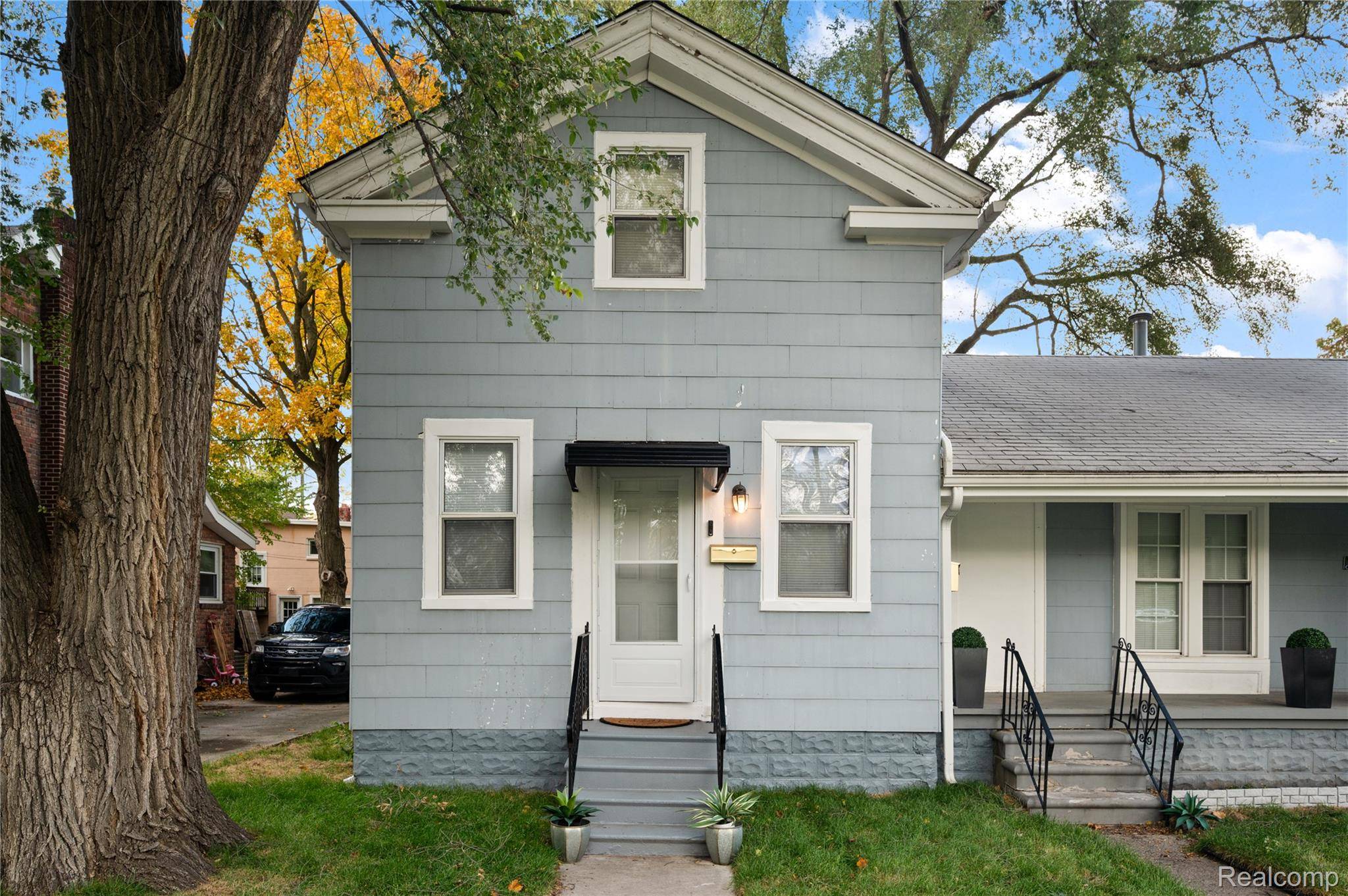 Wayne, MI 48184,35350 BRUSH ST