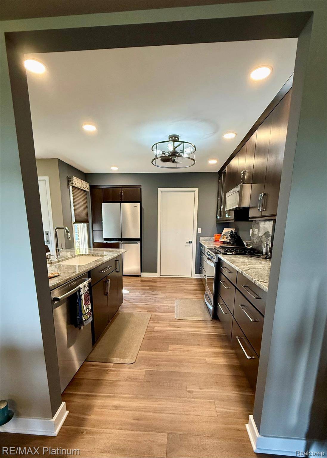 Milford, MI 48381,674 Summit Ridge DR