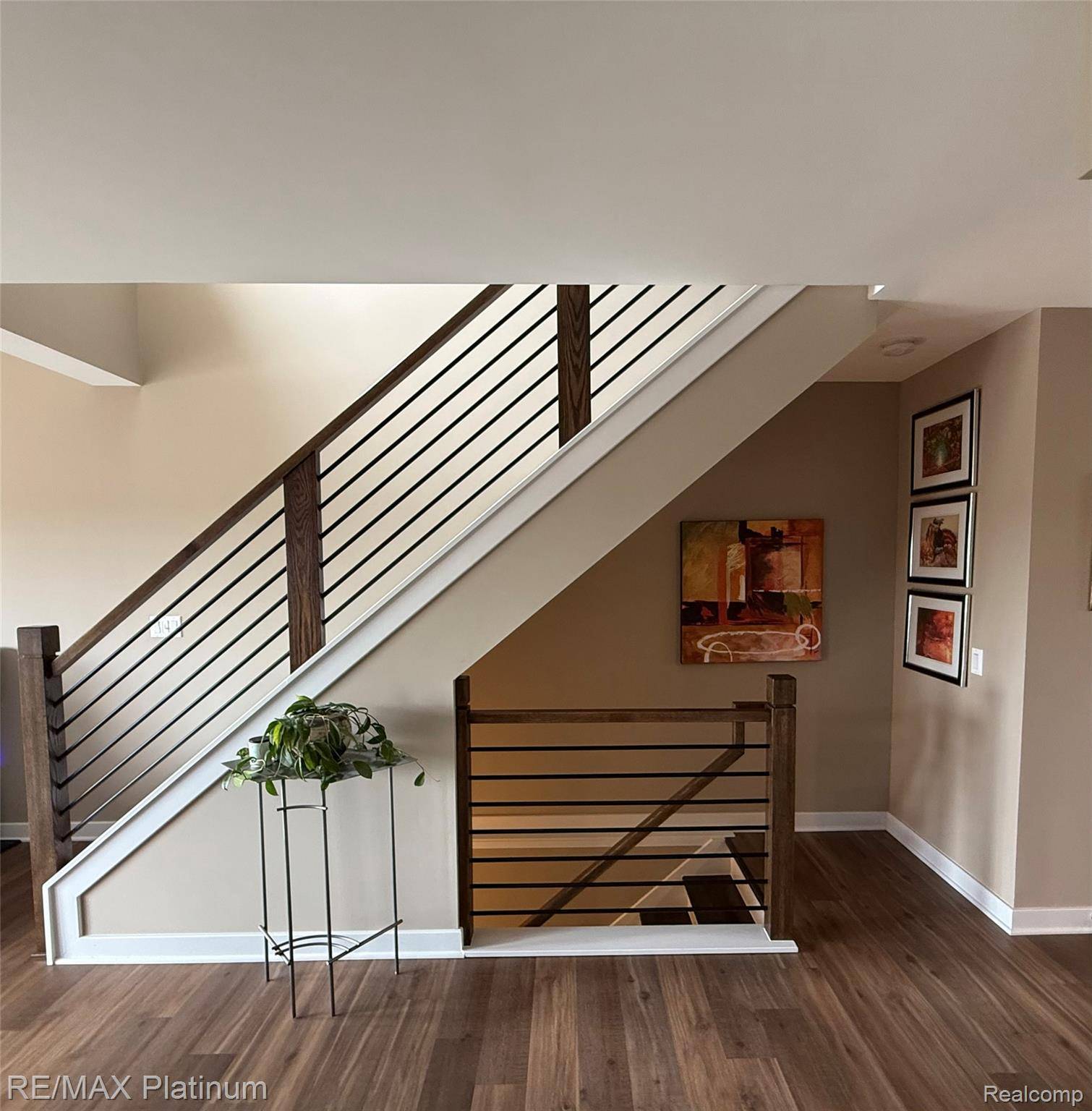 Milford, MI 48381,674 Summit Ridge DR