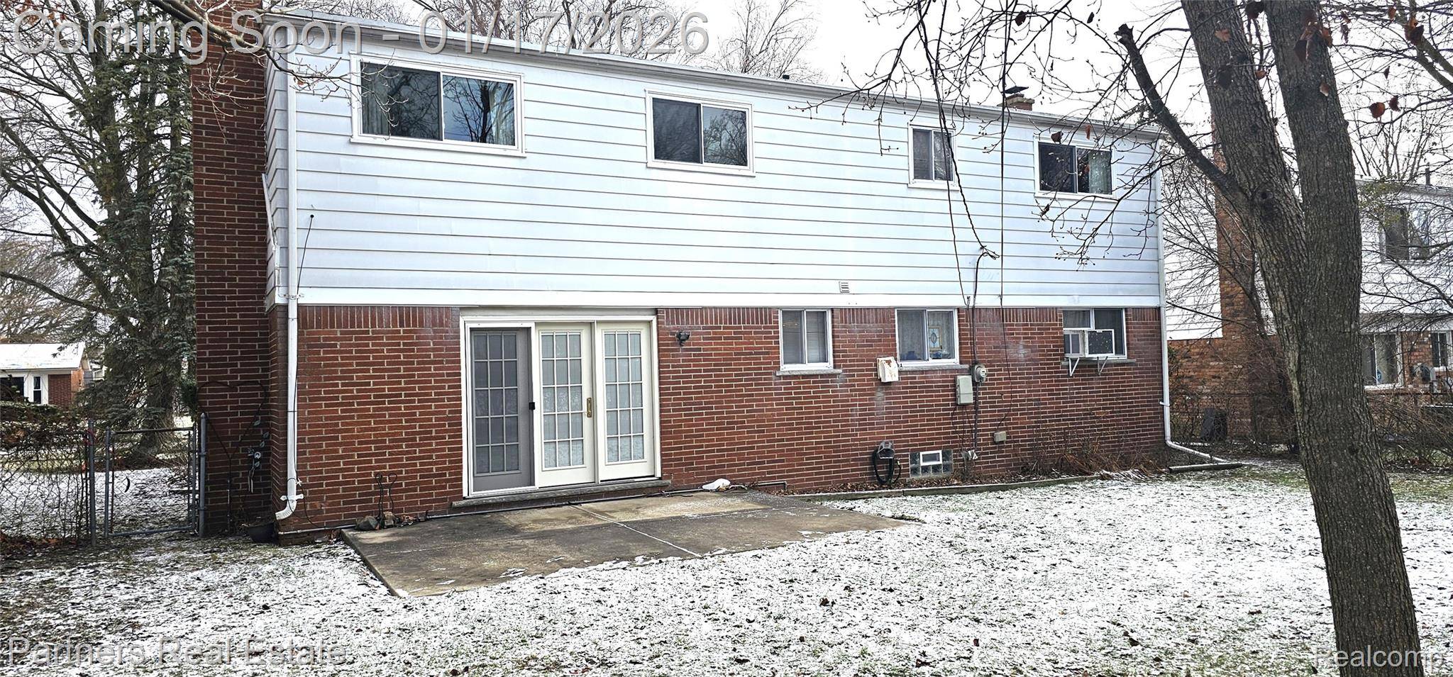 Southfield, MI 48076,28445 Fontana DR