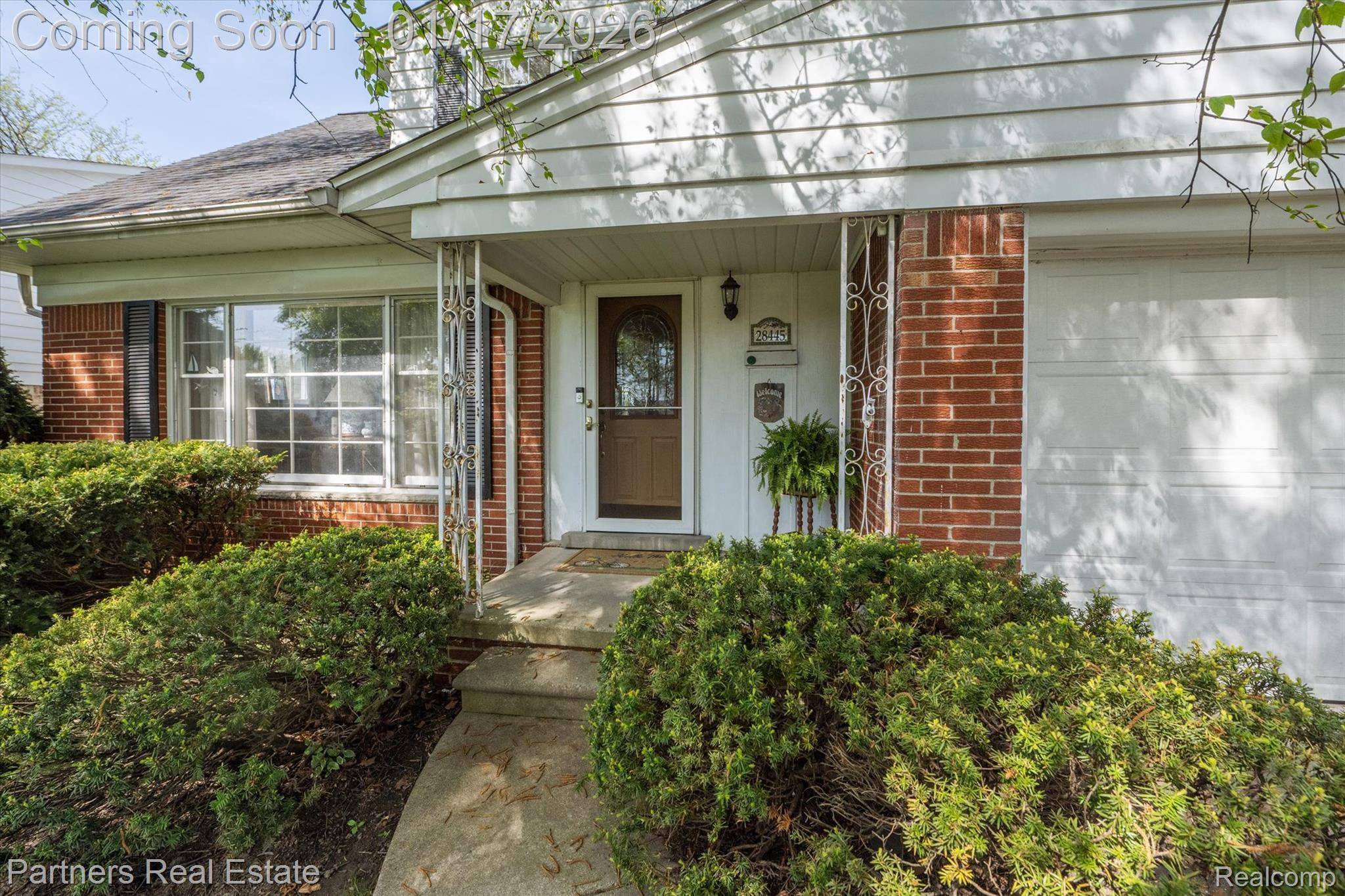 Southfield, MI 48076,28445 Fontana DR