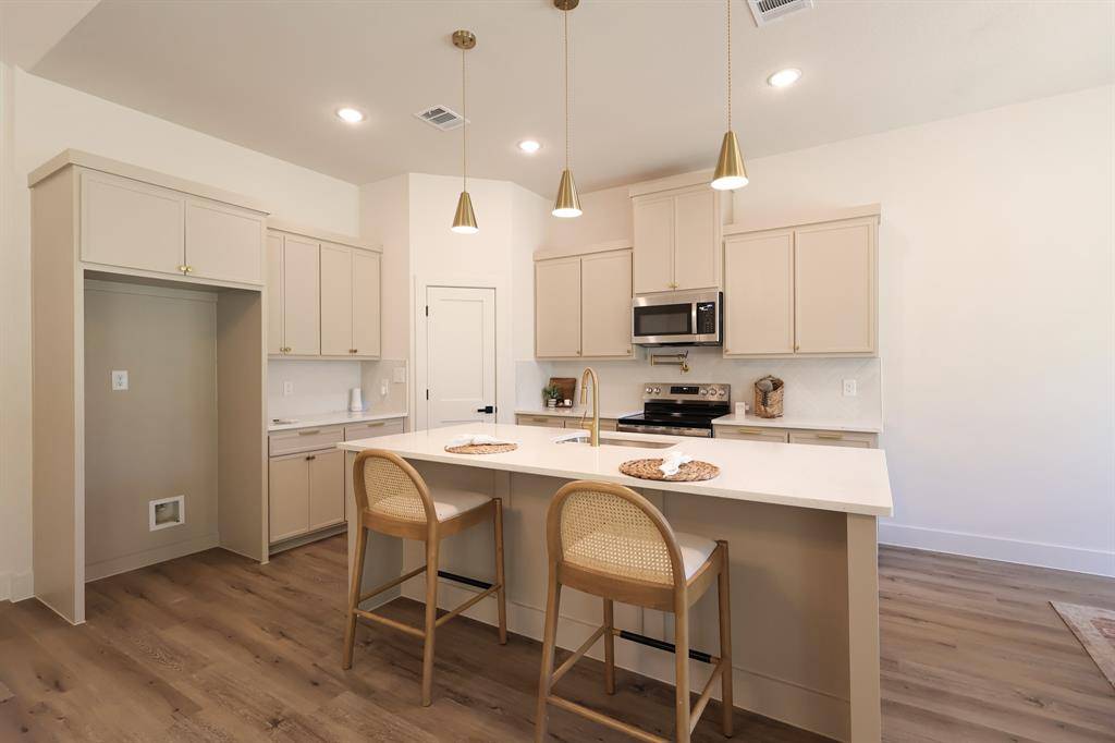 Fort Worth, TX 76105,2829 Avenue L