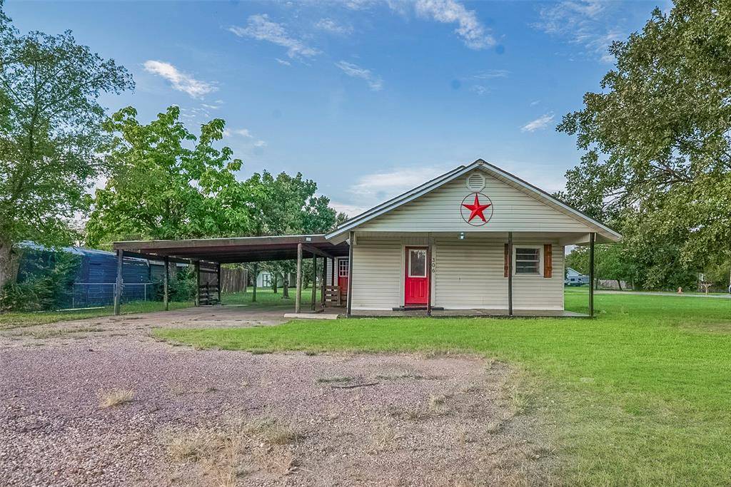 Savoy, TX 75479,306 N Front Street