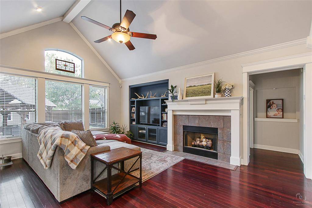 Van Alstyne, TX 75495,263 W Jefferson Street