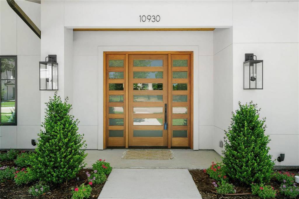 Dallas, TX 75229,10930 Beauty Lane