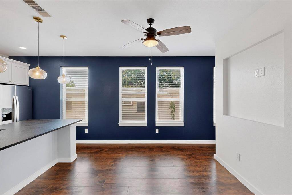 Denton, TX 76201,800 S Welch Street #102