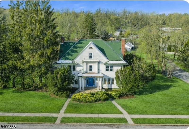 Newton Town, NJ 07860,40 Park Ave