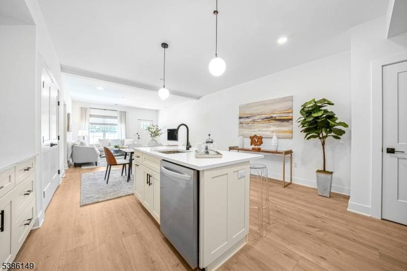 Montville Twp., NJ 07082,203 Encampment Ct