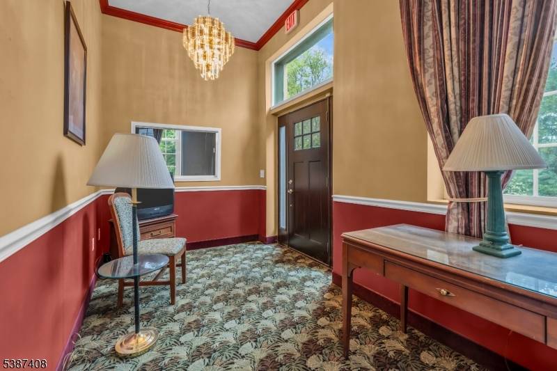 933 Lee Ave, Alpha Boro, NJ 08865