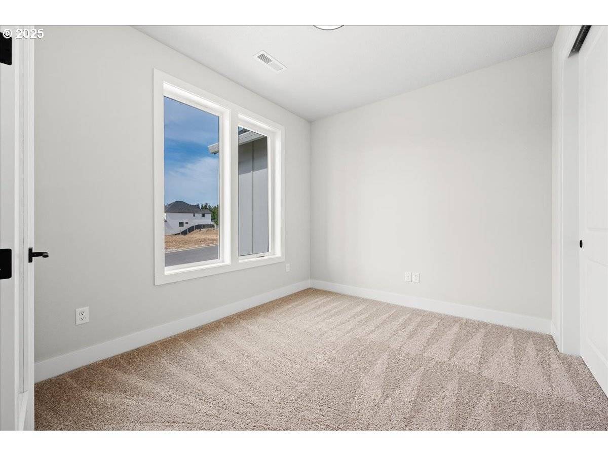 Vancouver, WA 98686,16713 NE 38TH AVE