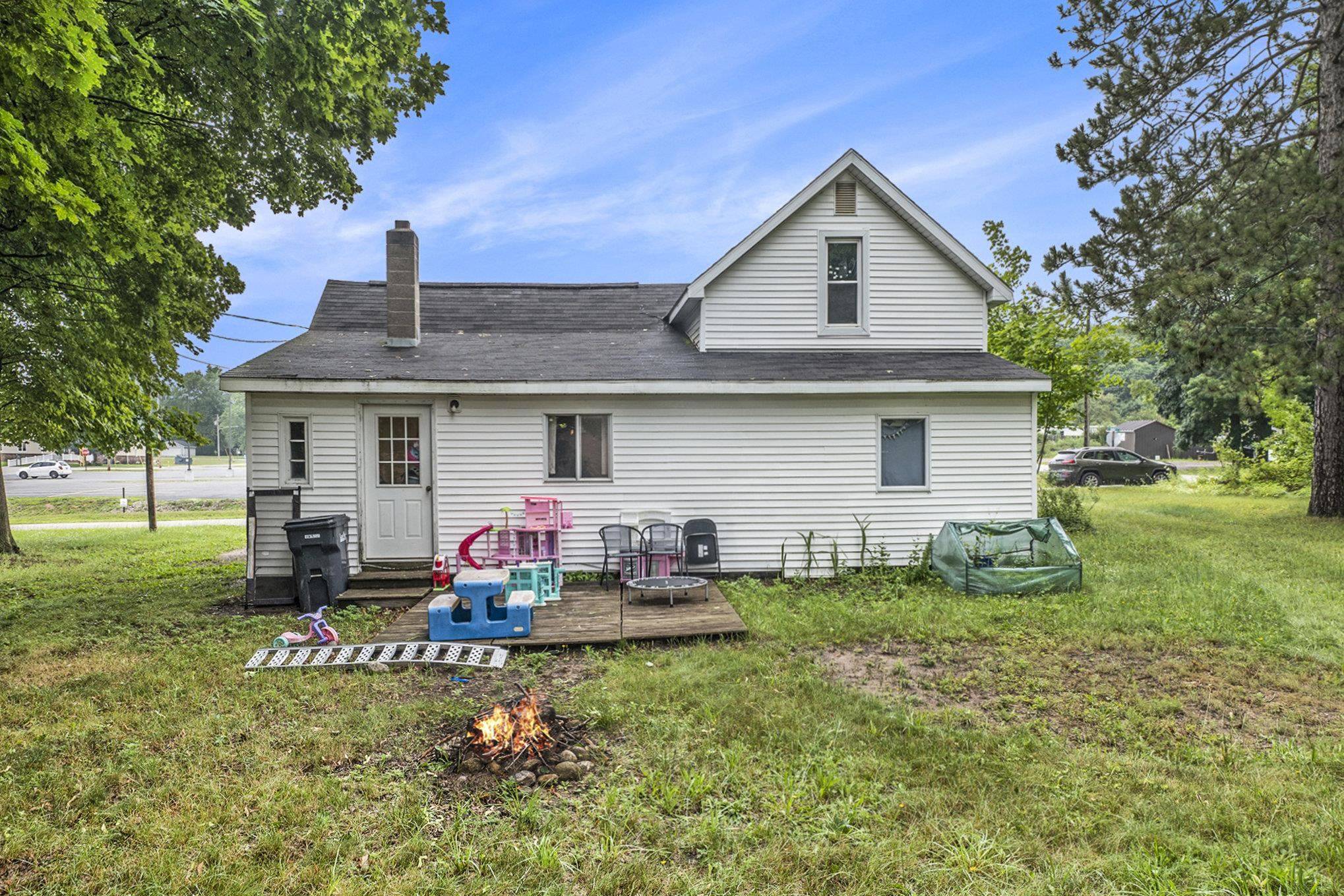 Buckley, MI 49620,314 E South ST