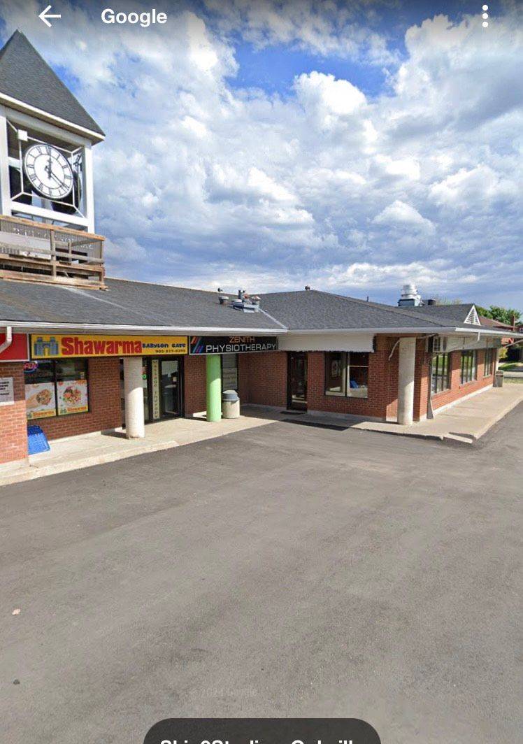 Oakville, ON L6J 7M2,2828 Kingsway DR #7