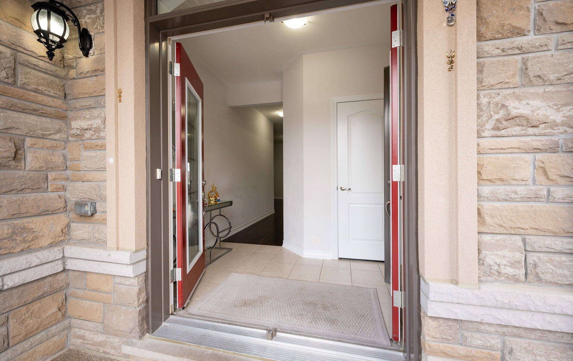 Brampton, ON L7A 4P9,44 Hammerhead RD