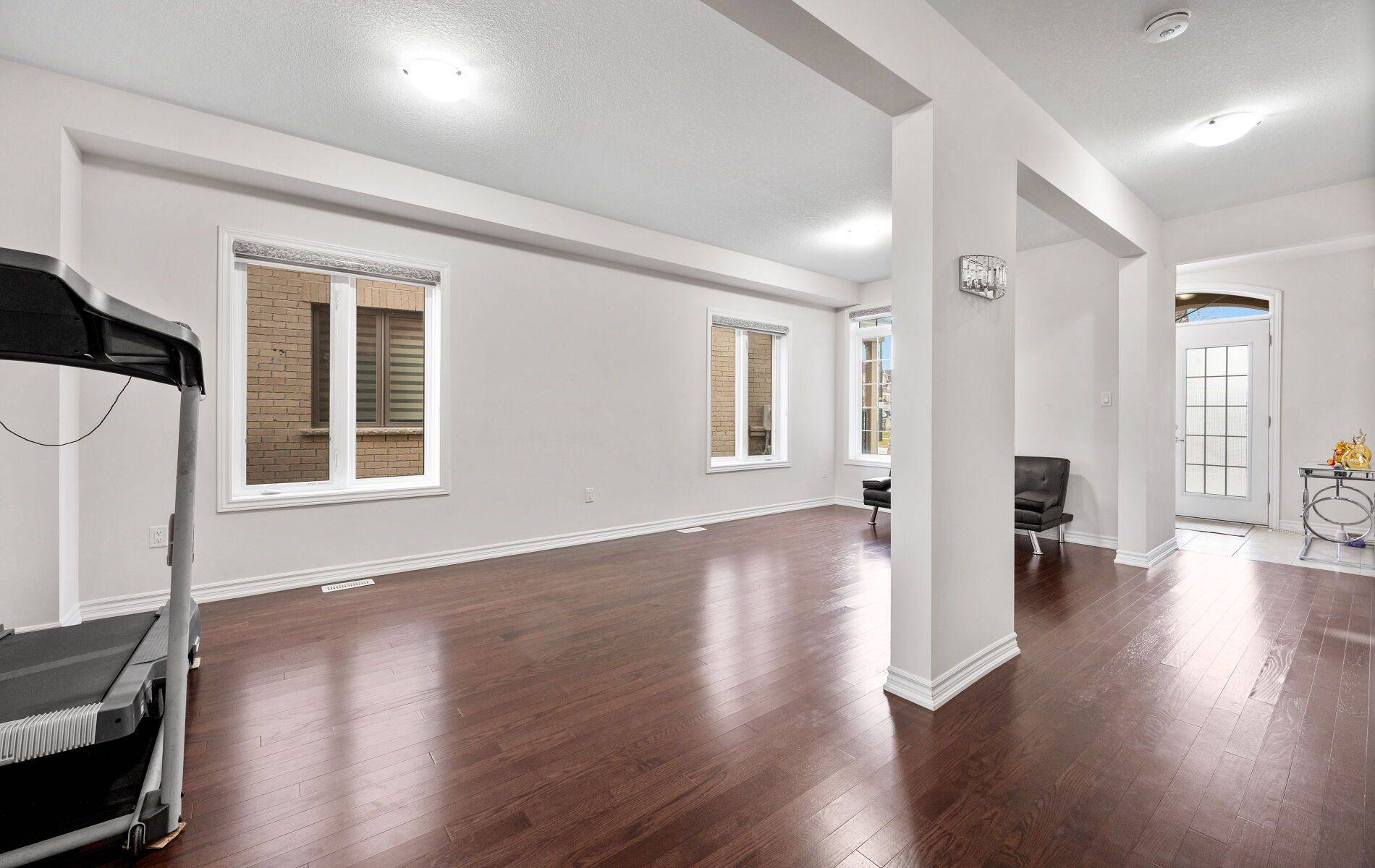 Brampton, ON L7A 4P9,44 Hammerhead RD