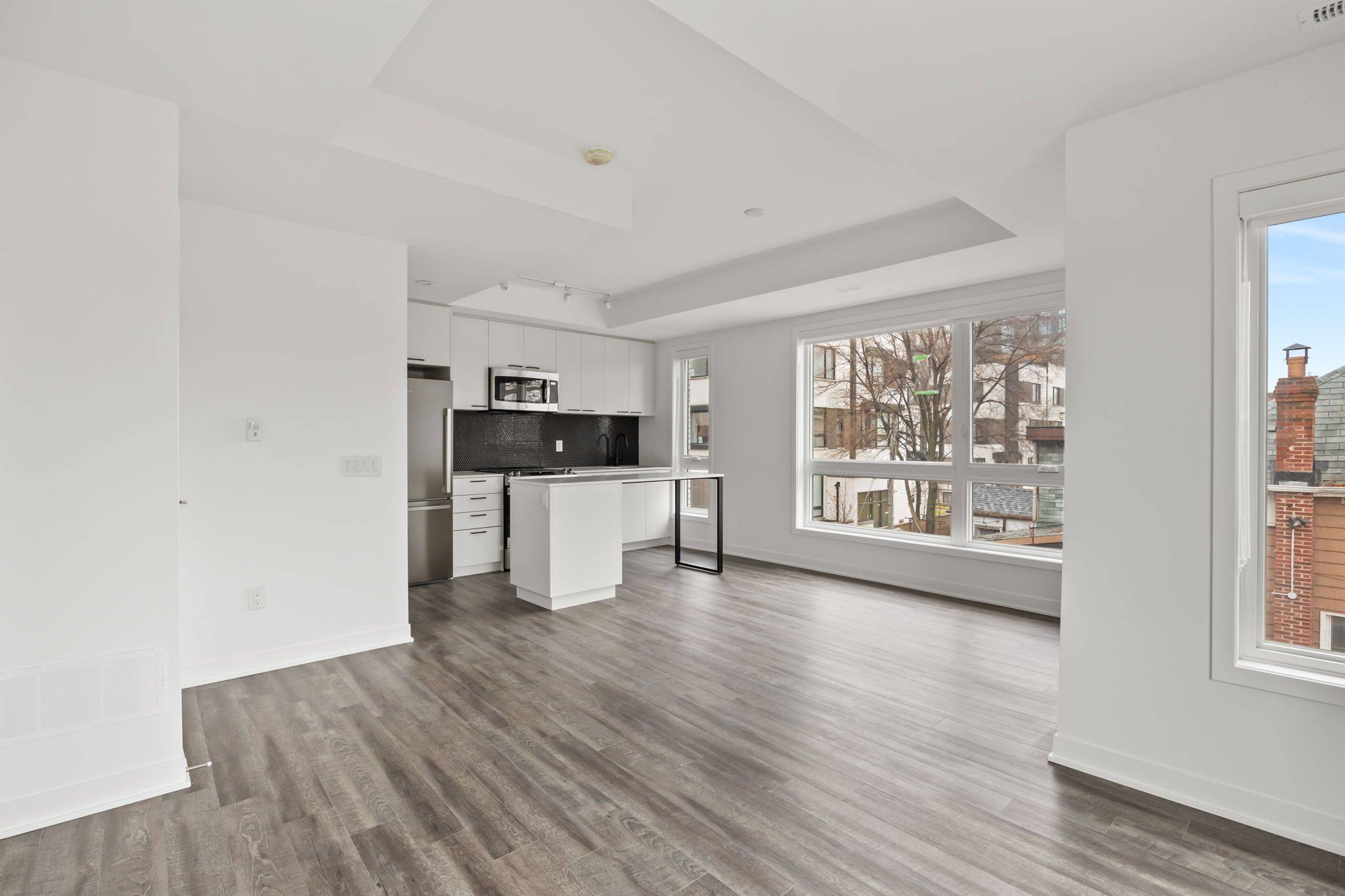 Toronto W03, ON M6N 0B5,40 Ed Clark Gardens BLVD #TH13