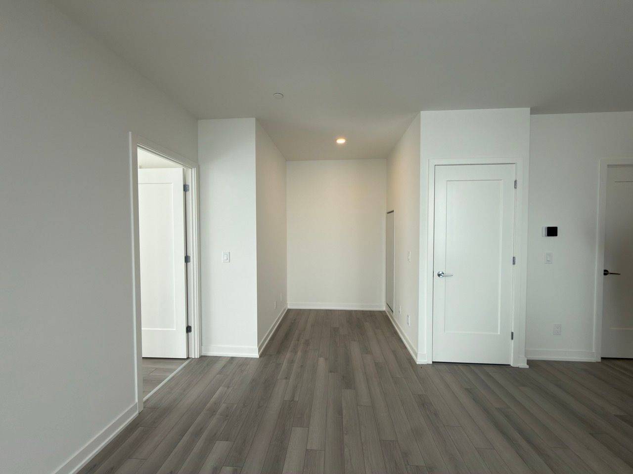 Oakville, ON L6H 8C6,3071 Trafalgar RD #1604