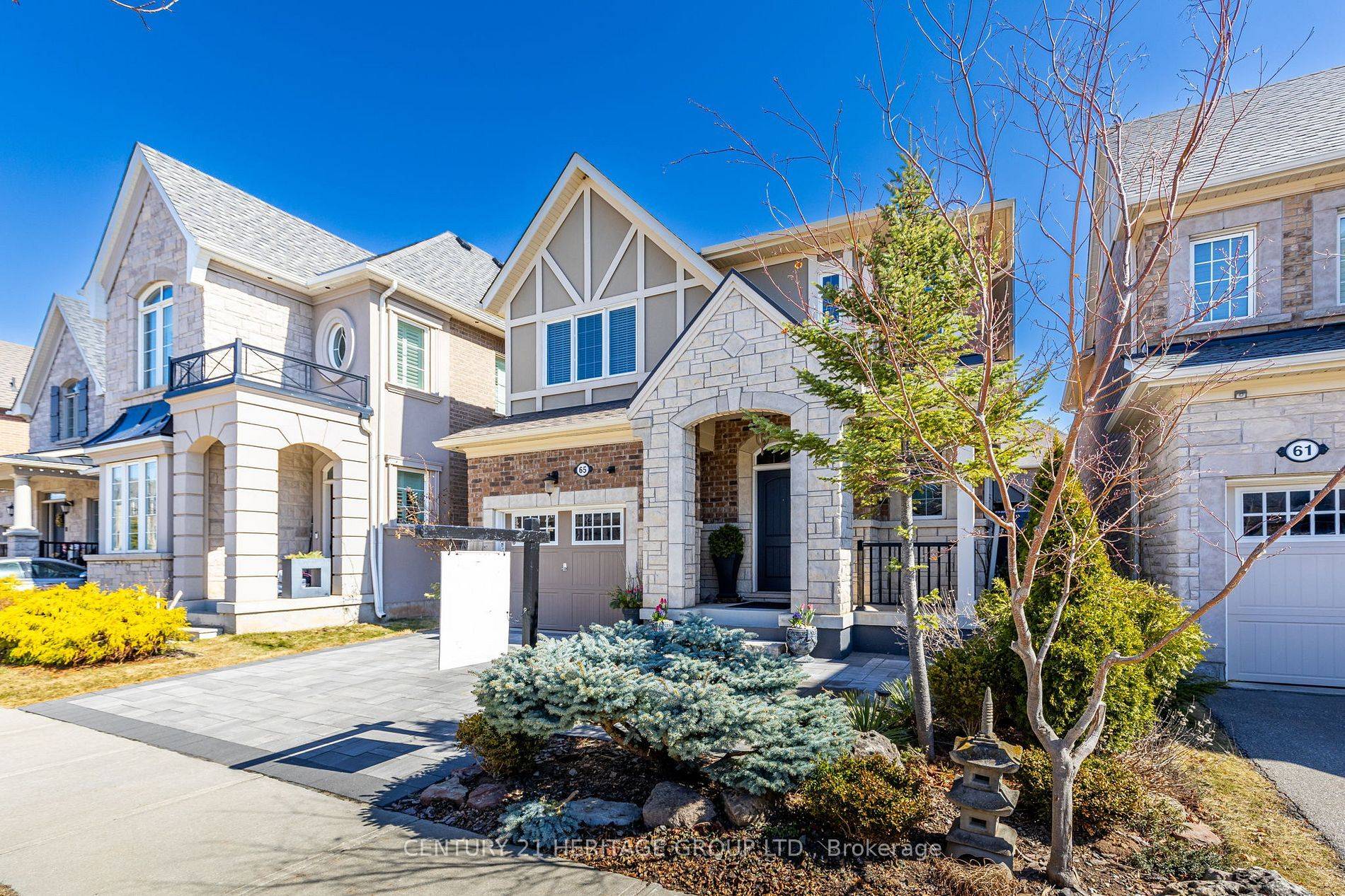 Oakville, ON L6M 0W3,65 Masterman CRES