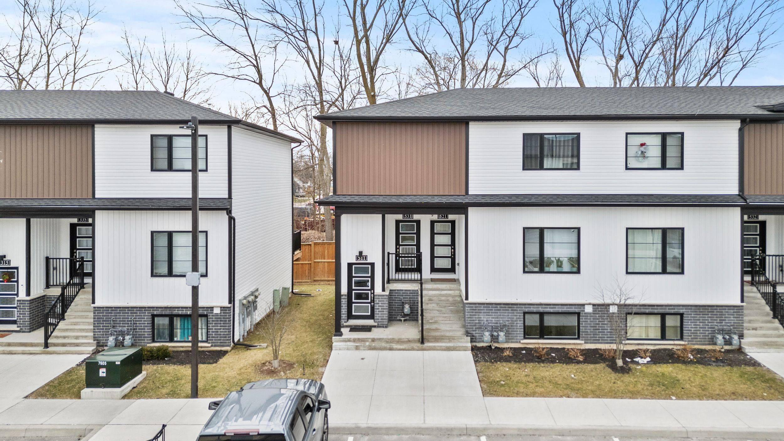 Niagara Falls, ON L2E 0C2,4263 fourth AVE #511