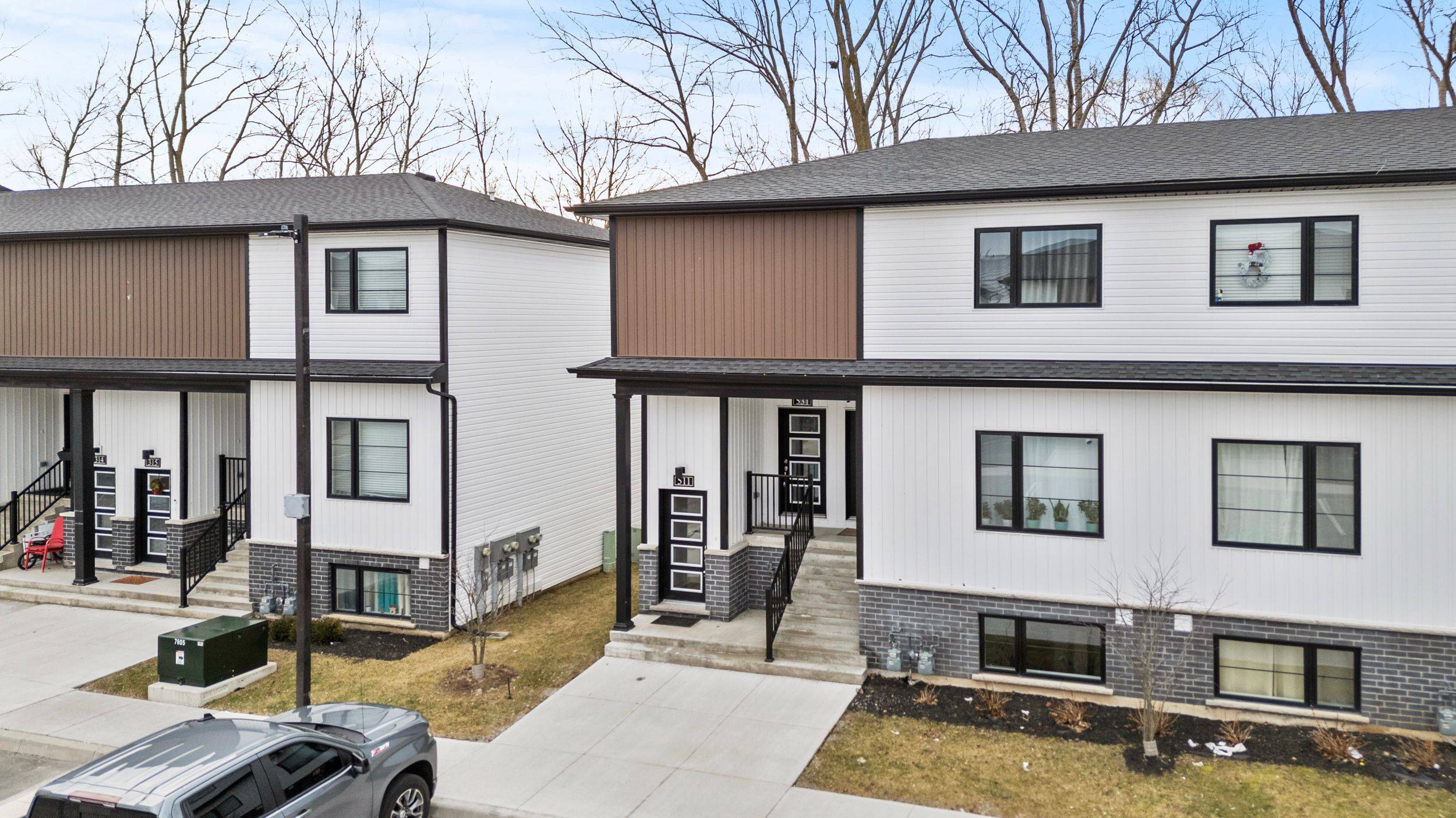 Niagara Falls, ON L2E 0C2,4263 fourth AVE #511