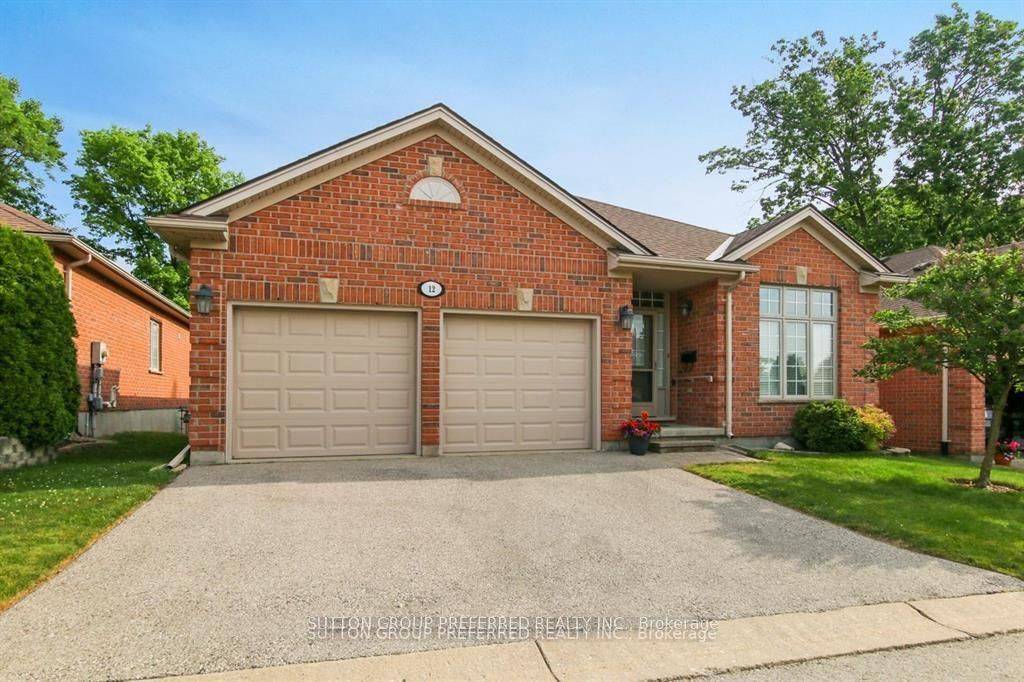 London South, ON N6K 4X5,14 Cadeau TER #12