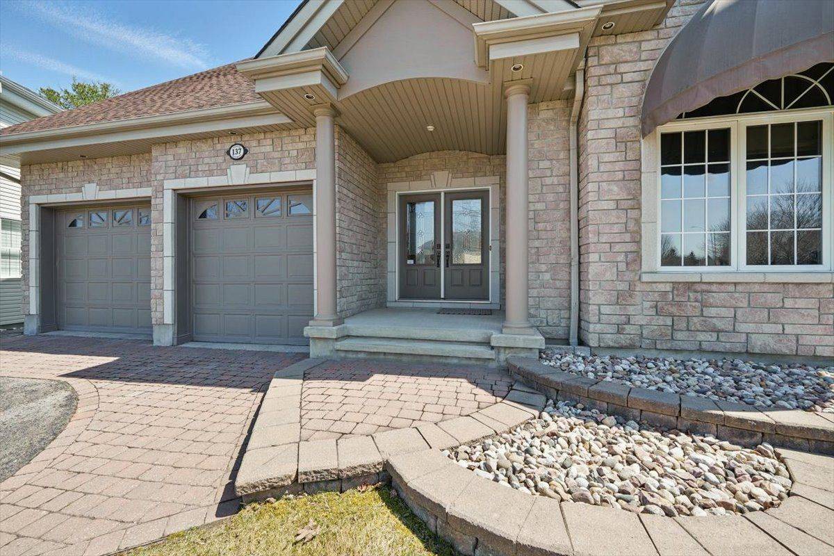 Clarence-rockland, ON K4K 1R7,137 Beaumont AVE