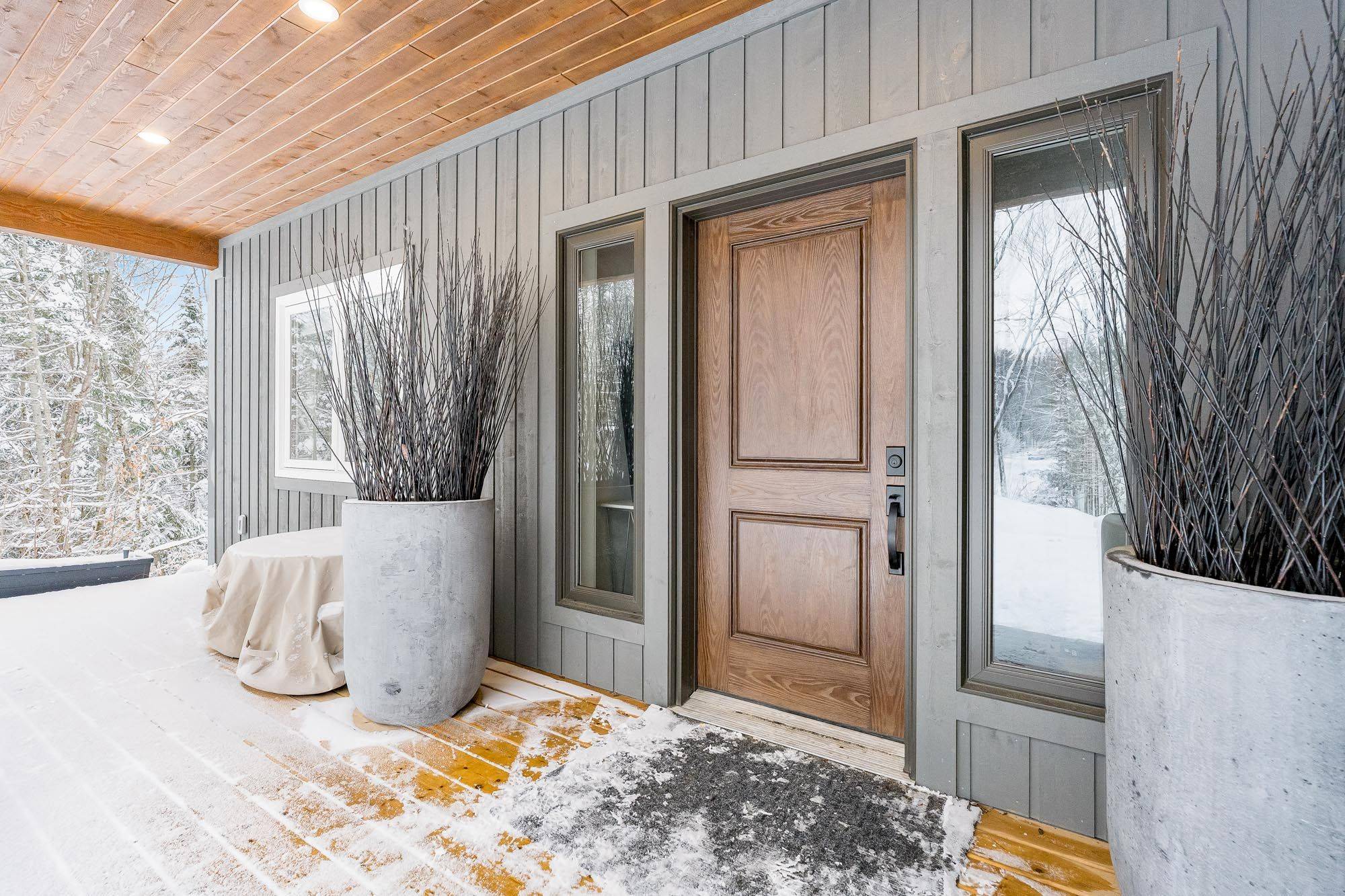 Huntsville, ON P0B 1M0,298 Yearley RD