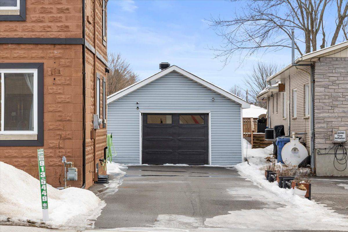 Clarence-rockland, ON K0A 1E0,2234 Laval ST