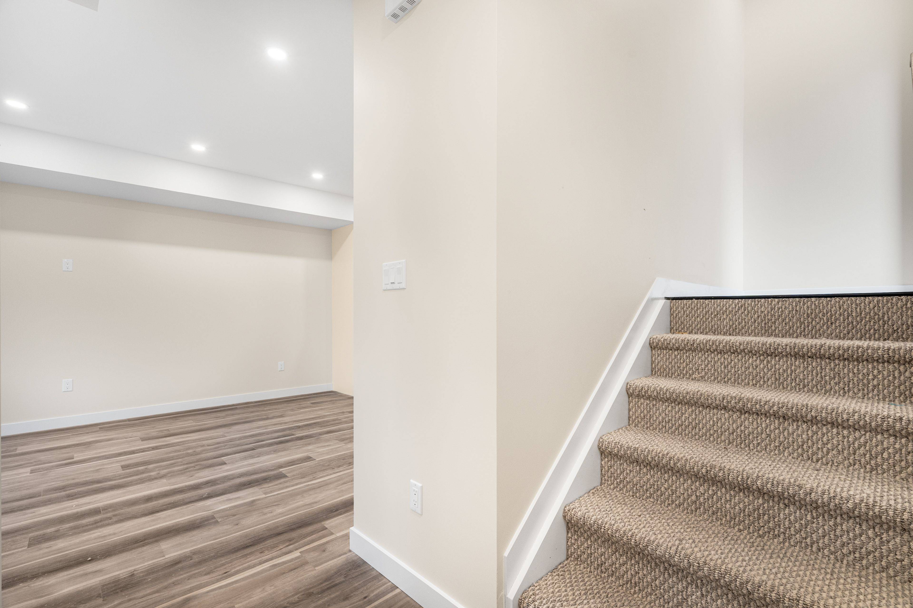 Glebe - Ottawa East And Area, ON K1S 2Z4,195 Hopewell AVE #C