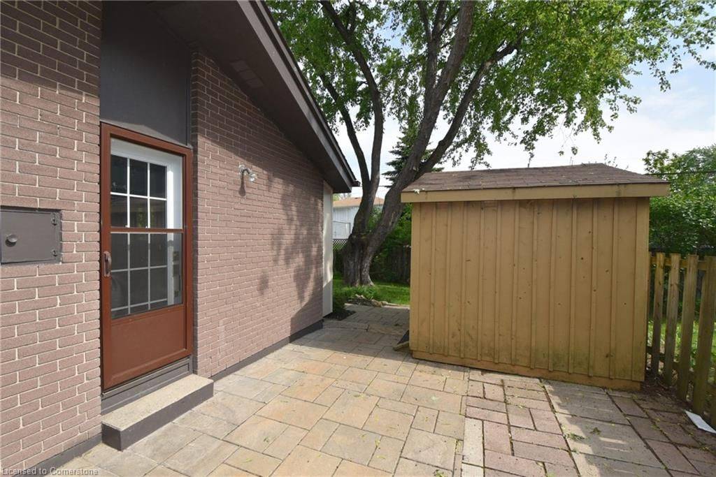 Hamilton, ON L9C 2E9,33 Westway PL #upper