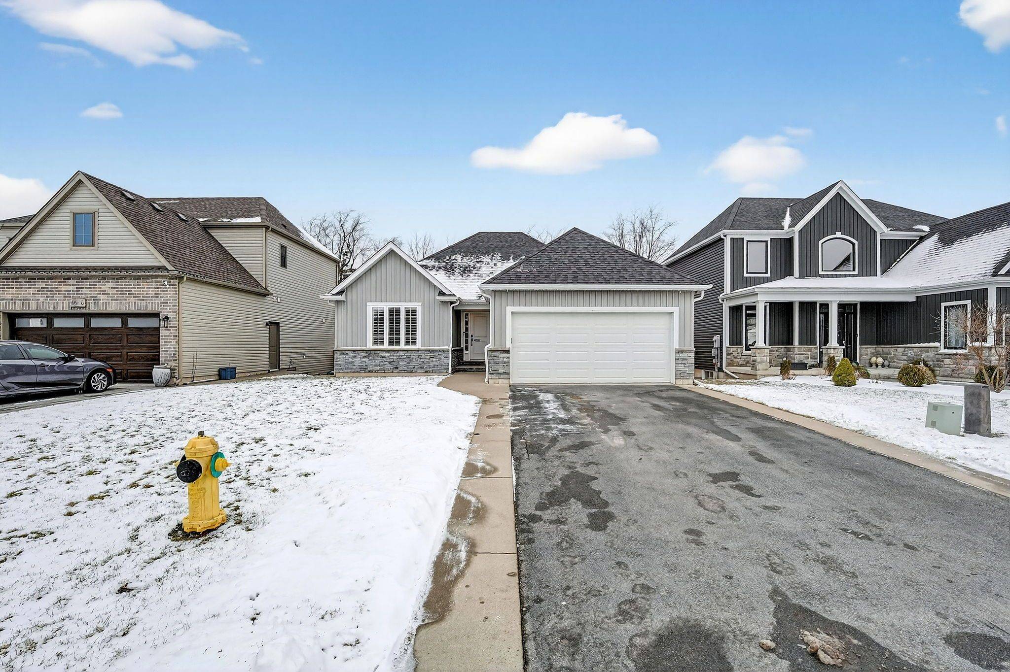 Fort Erie, ON L0S 1S0,4032 Village Creek DR