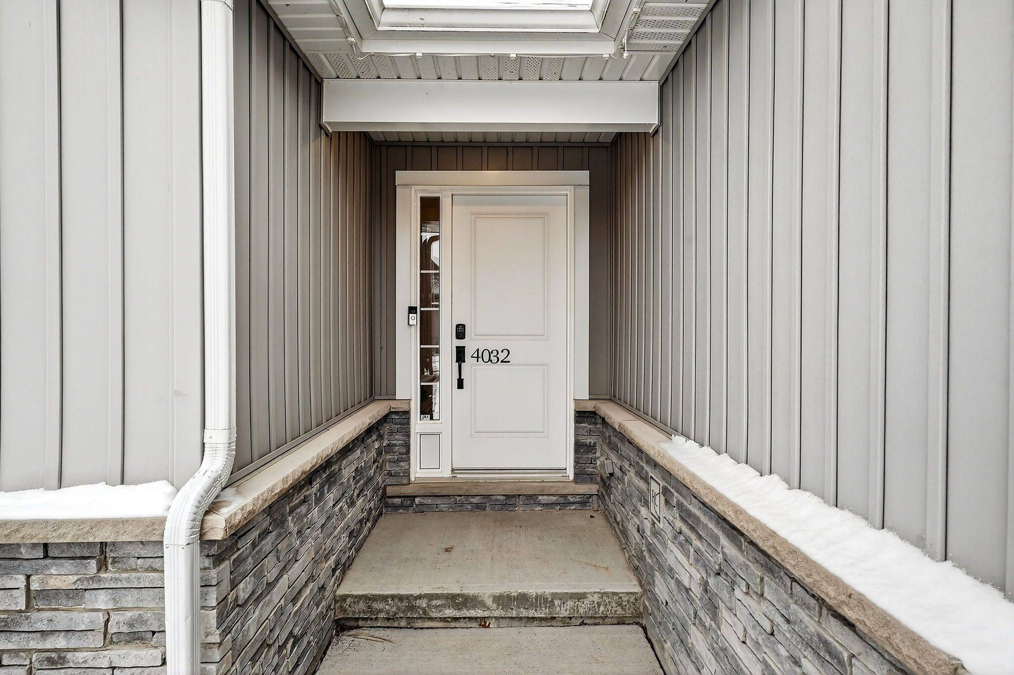 Fort Erie, ON L0S 1S0,4032 Village Creek DR