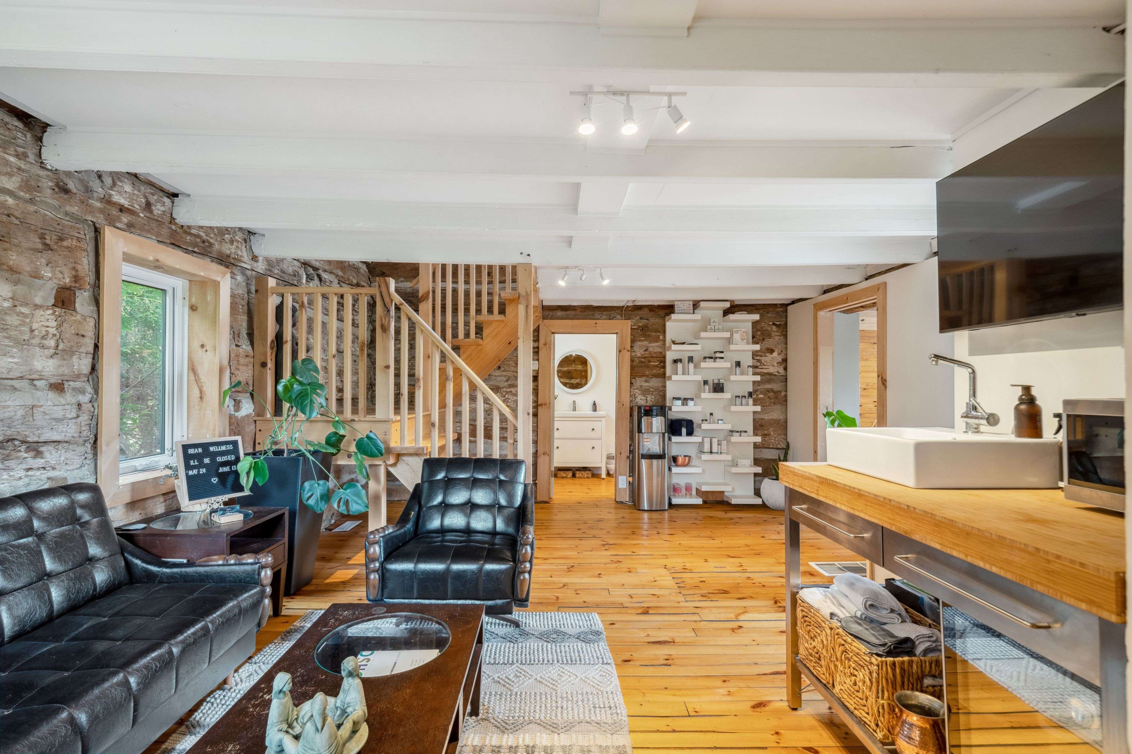 Stittsville - Munster - Richmond, ON K2S 1B8,1418 Stittsville Main ST