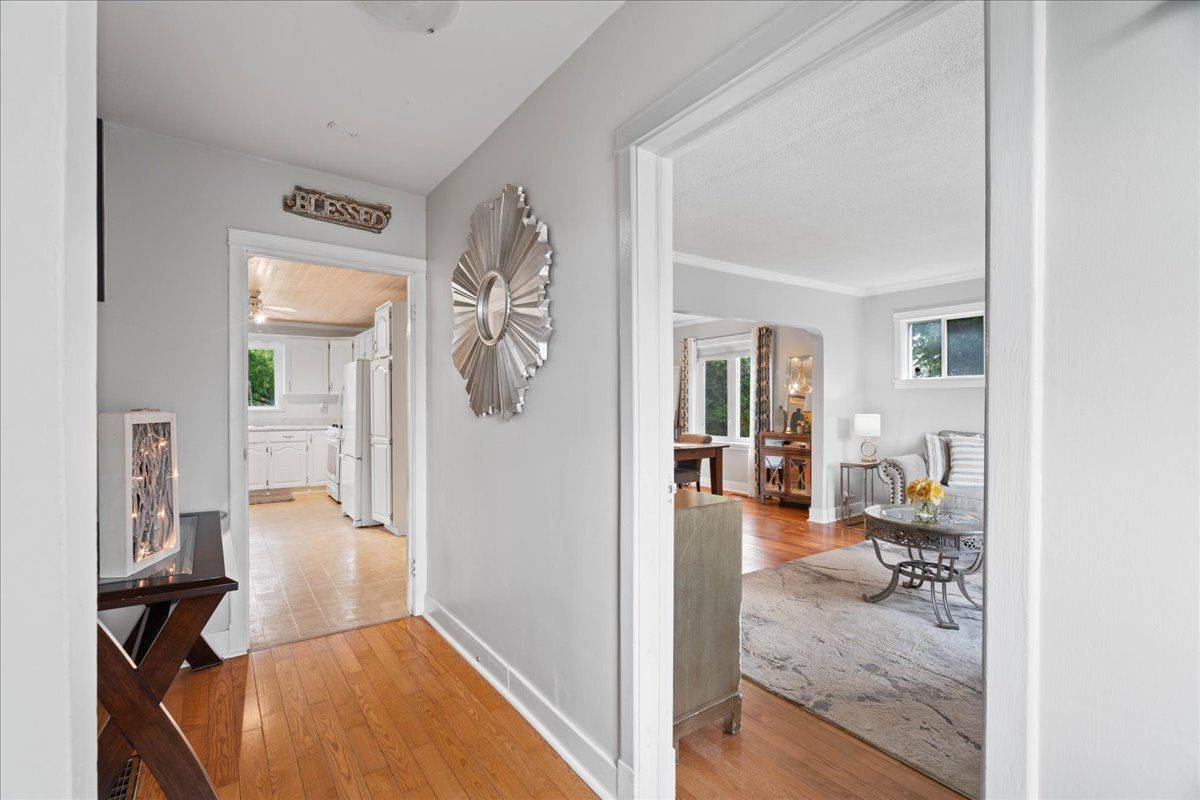 Quinte West, ON K8V 5P7,22714 Loyalist Pkwy