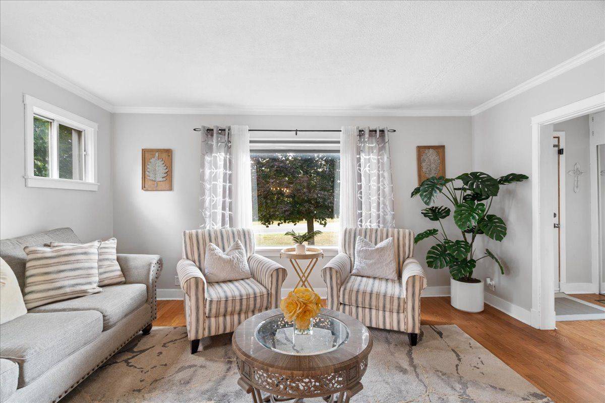 Quinte West, ON K8V 5P7,22714 Loyalist Pkwy