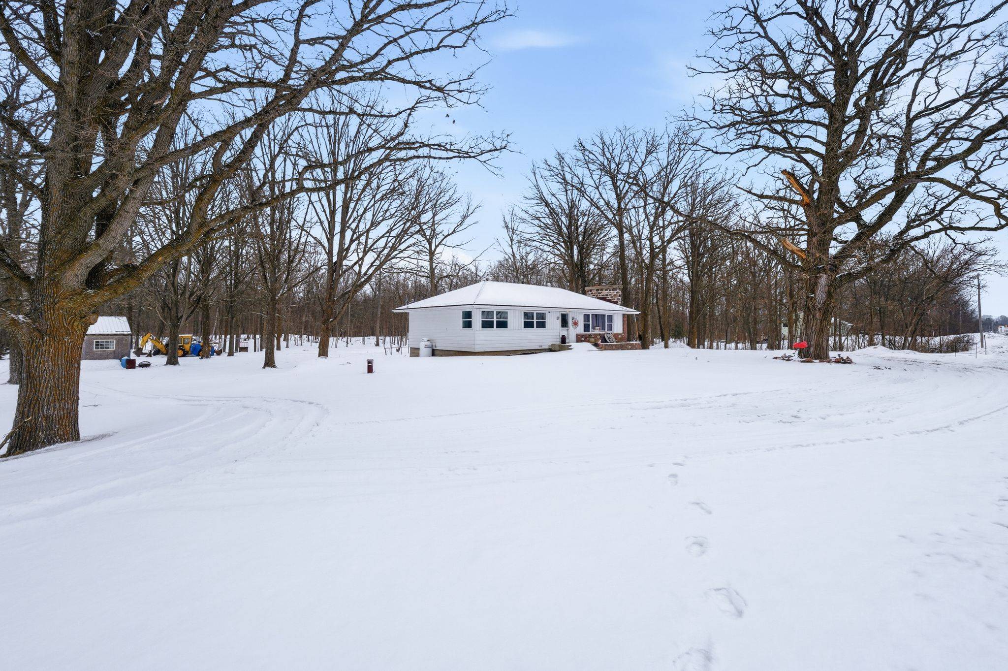 Madoc, ON K0K 2K0,14184 Highway 62 N/A