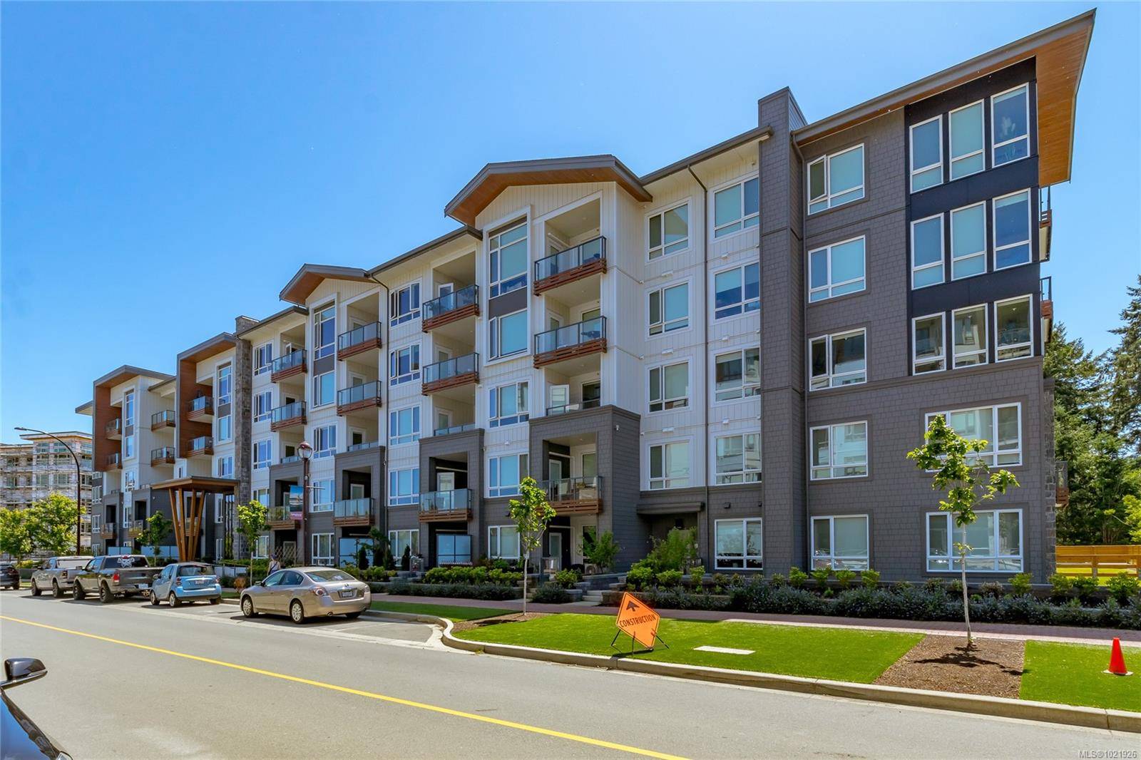 Langford, BC V9B 0W6,940 Reunion Ave #218