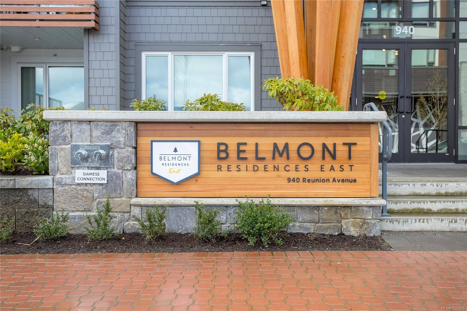 Langford, BC V9B 0W6,940 Reunion Ave #218