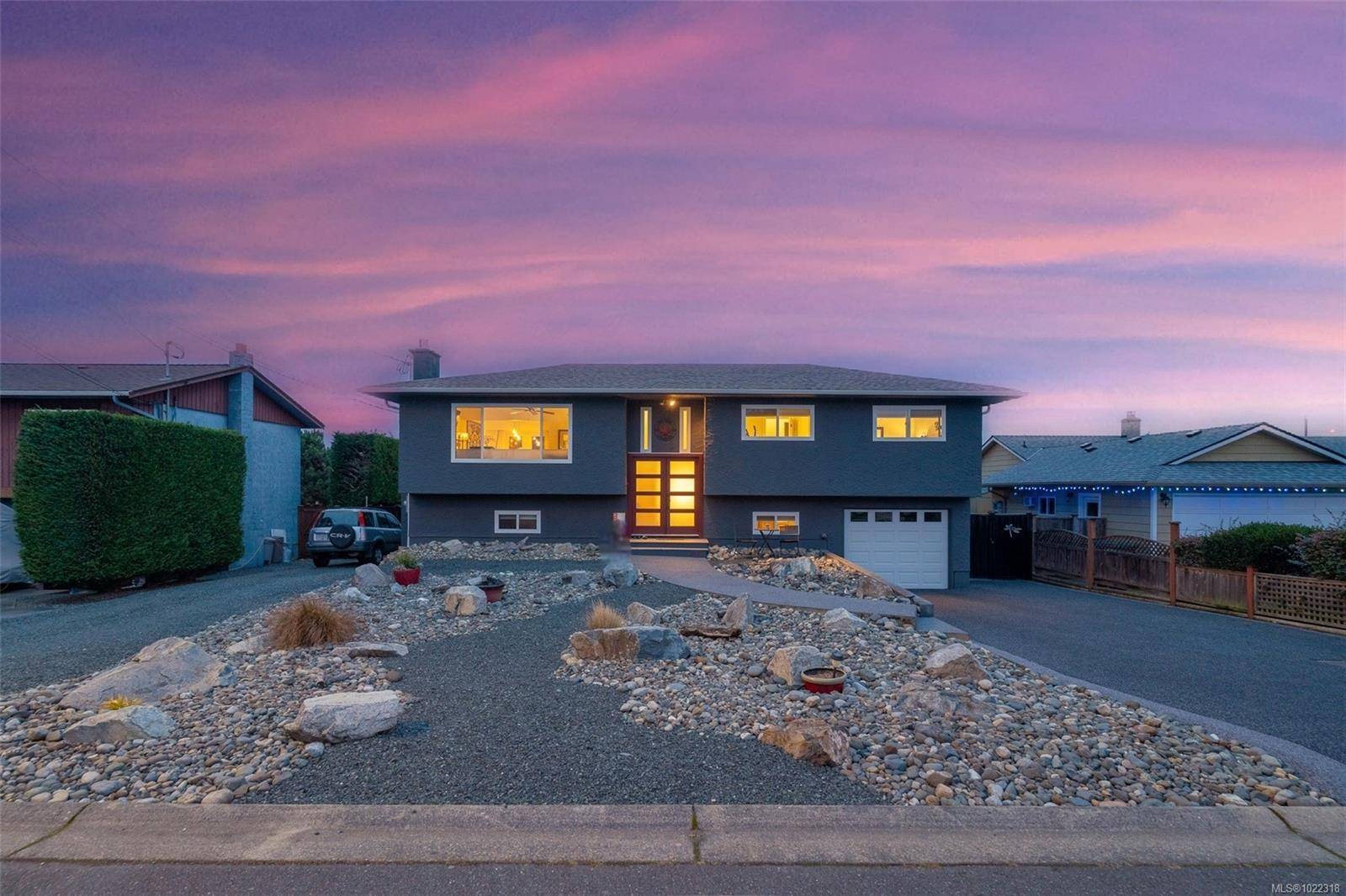 Parksville, BC V9P 1G7,214 Cameron St