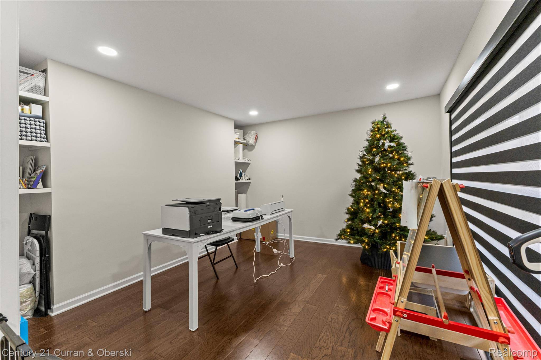 Canton, MI 48187,7612 Admiralty DR