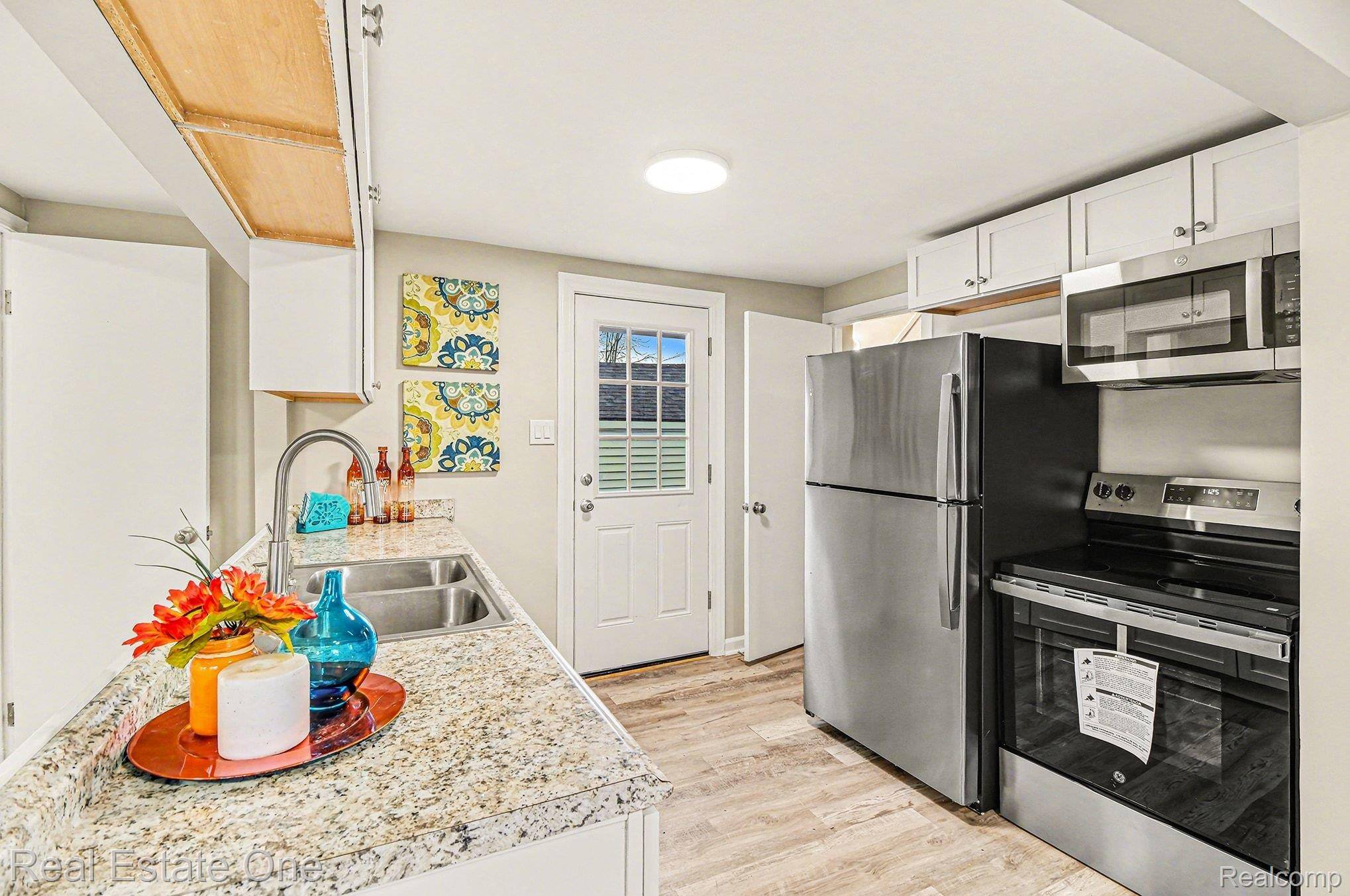 Warren, MI 48089,12479 Sidonie AVE