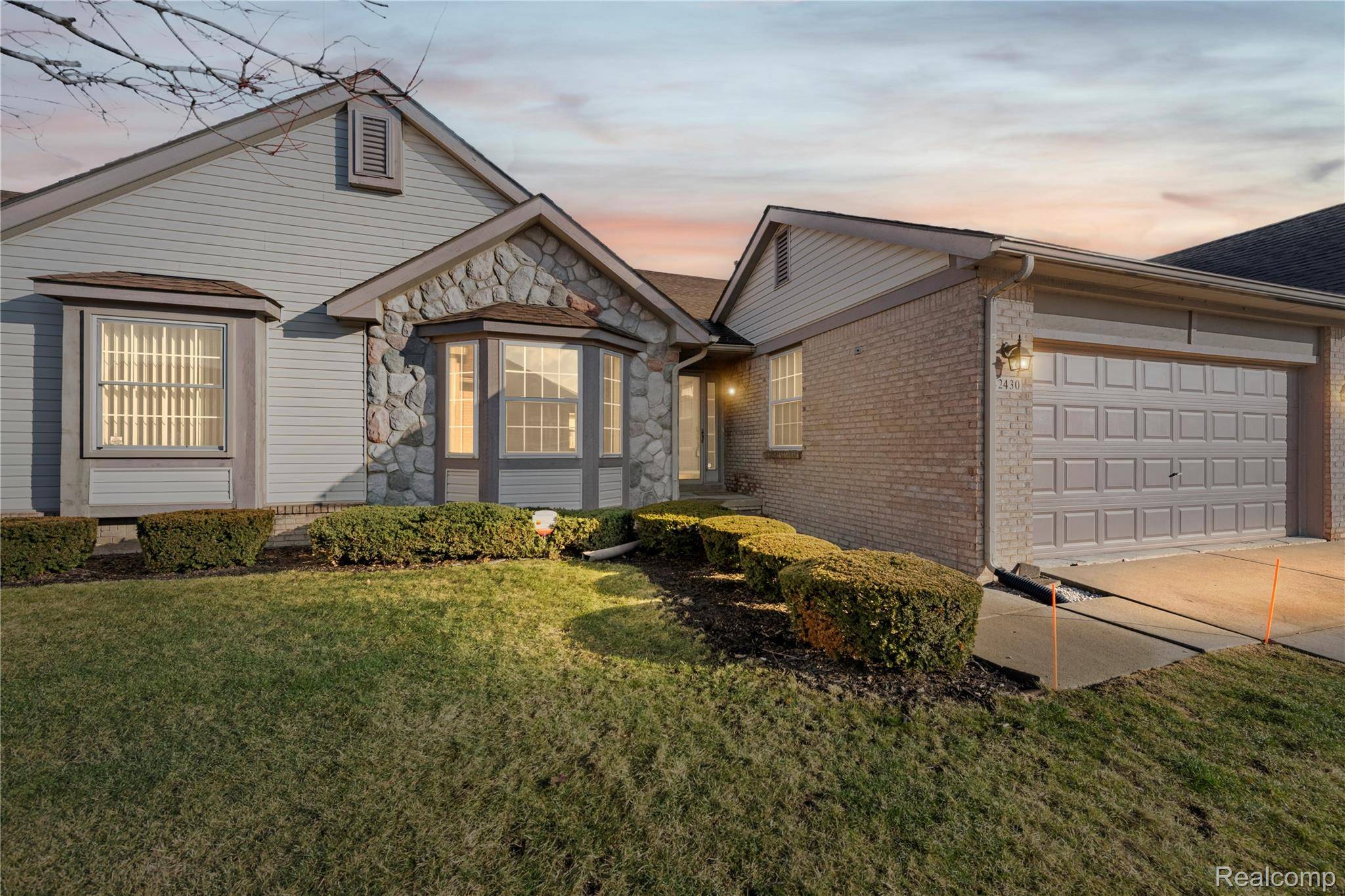 Clinton Township, MI 48038,42430 Park Ridge WAY